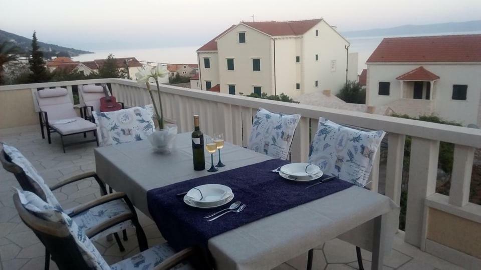 Apartments Marcic Bol Exterior foto